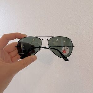 Polarized Aviator Classic • Ray-Ban